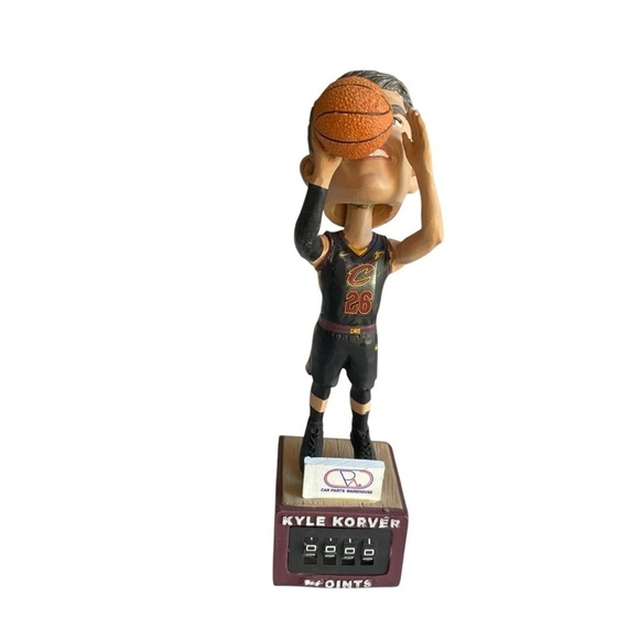 Kyle Korver NBA Cleveland Cavaliers Collectible Bobblehead SGA 3/1/2018 - Picture 3 of 9